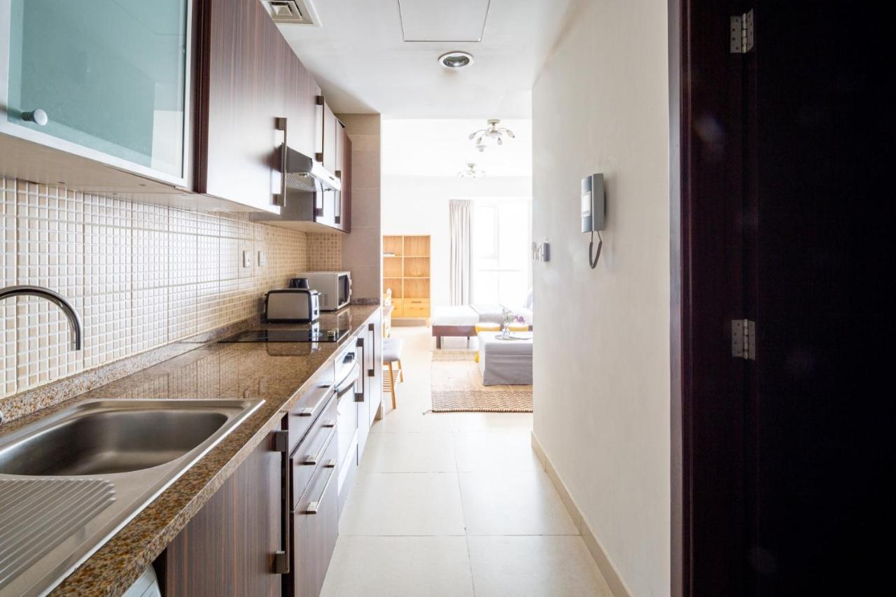 Frank Porter - Goldcrest Executive Apartment Dubai Exterior photo